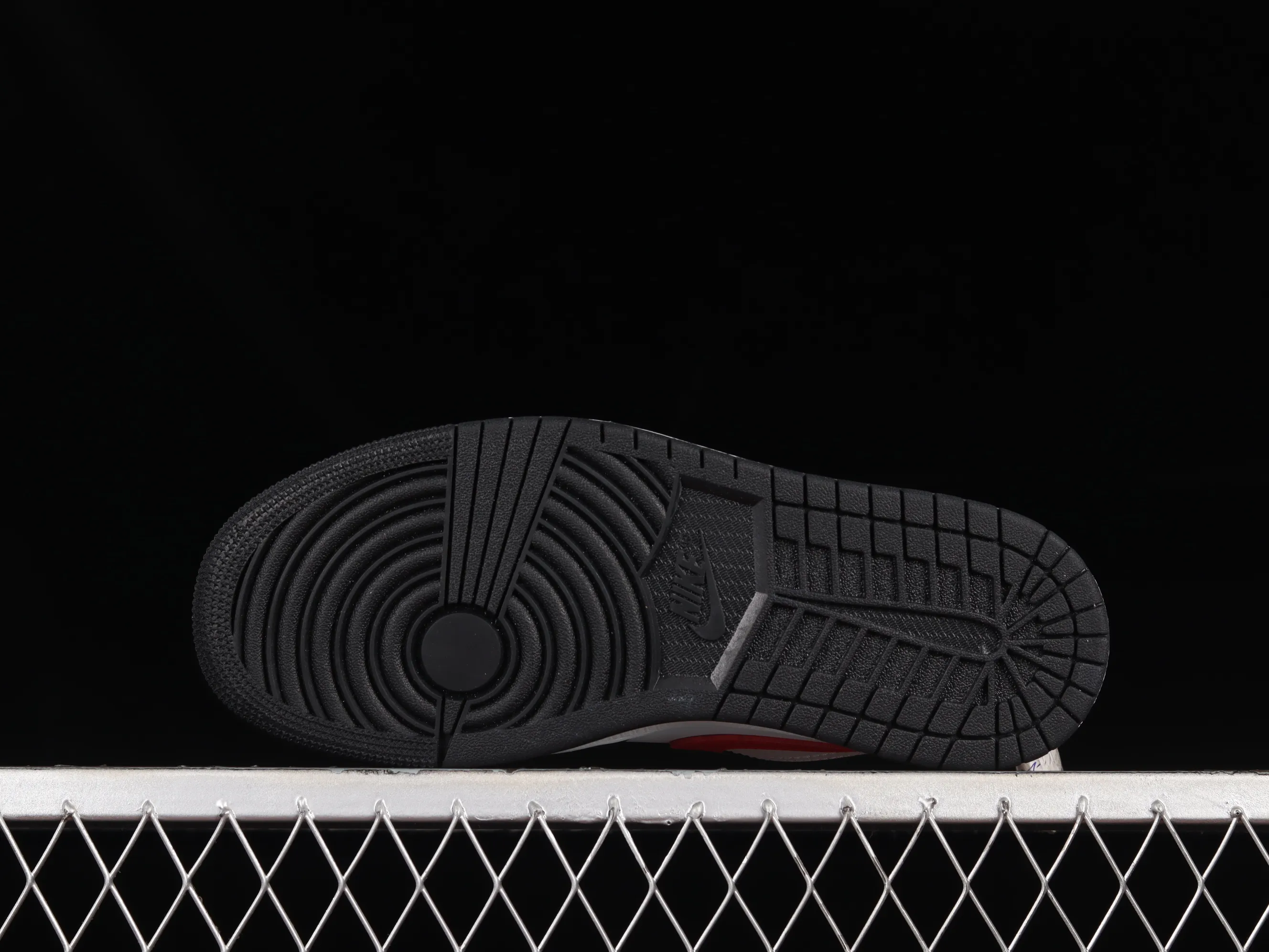 All categories Air Jordan Jordan series basketball shoes Air Jordan 1 Low G version pure original Air Jordan 1 Low "Siren Red" AJ1 Joe 1 black and white red low-top cultural basketball shoes DC0774-004